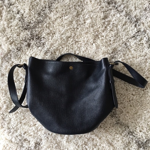 SOLD: Madewell bucket crossbody handbag - Picture 3 of 8